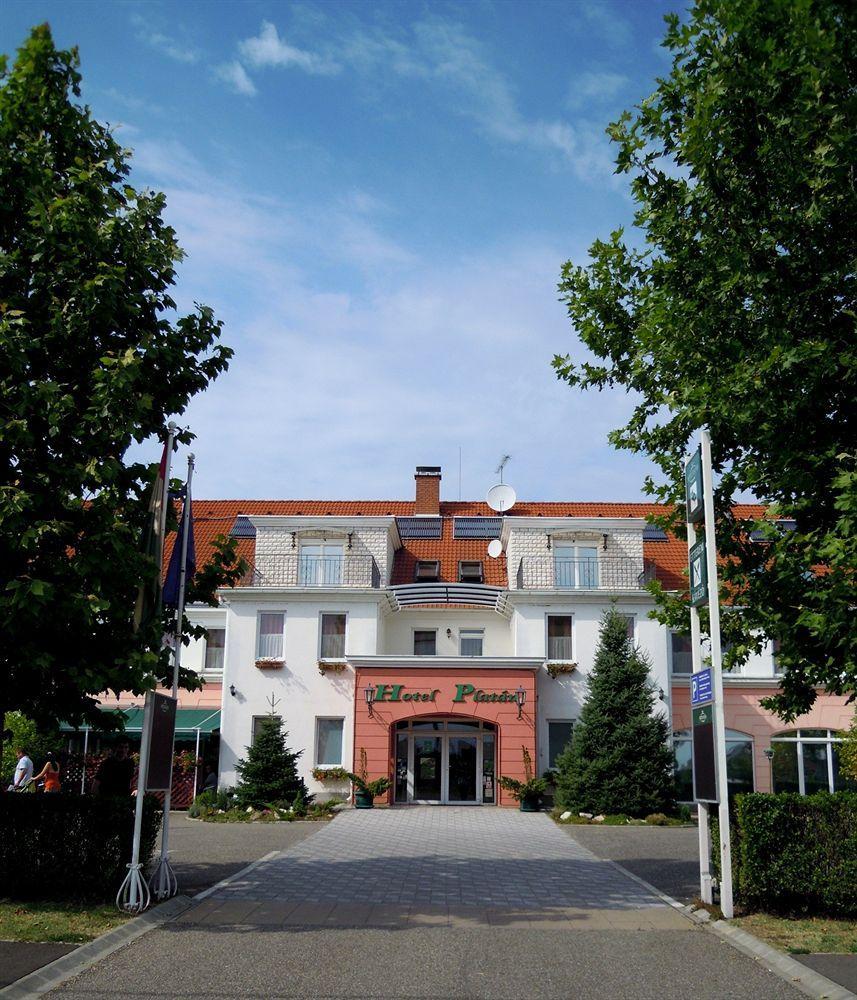 Platan Hotel Debrecen Dış mekan fotoğraf